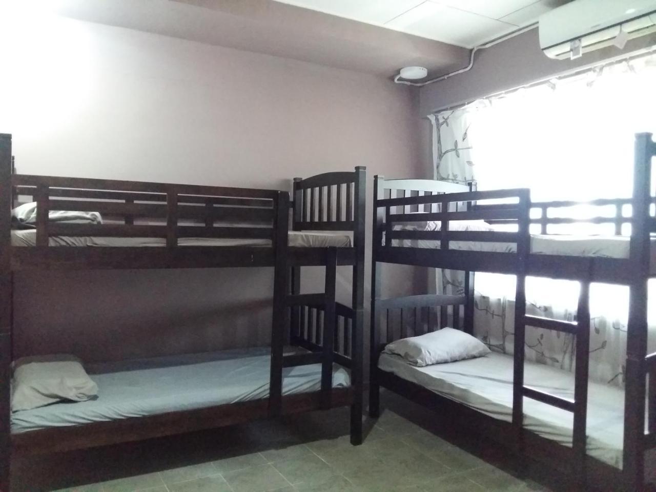 Ranau Backpackers Hostel Екстер'єр фото